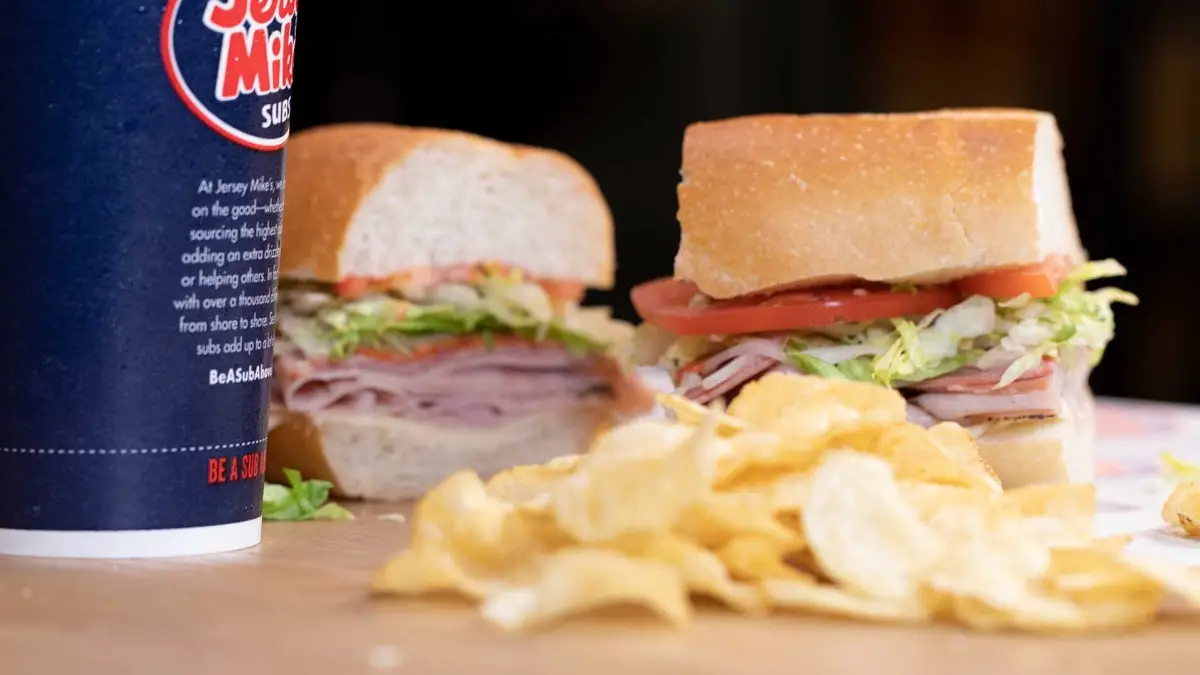 Jersey Mike's Replacing Pork and Mindy's in Old Irvine Park
