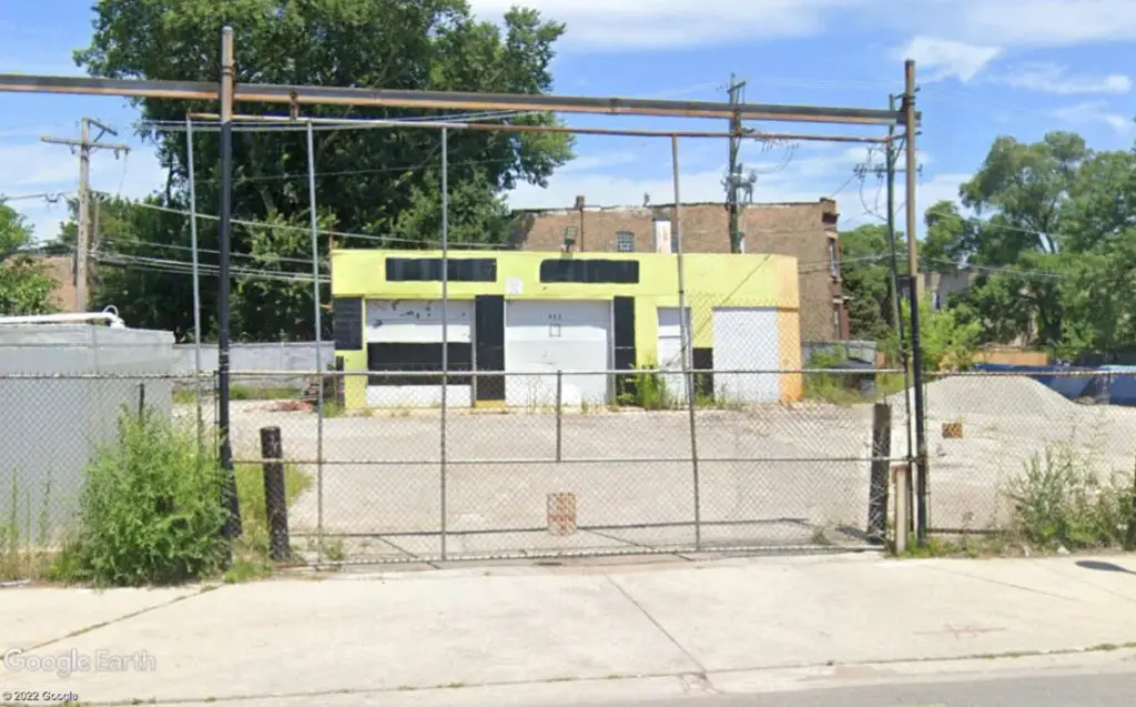 Auburn Gresham Family Looking to Transform Vacant Tire Shop to Cafe