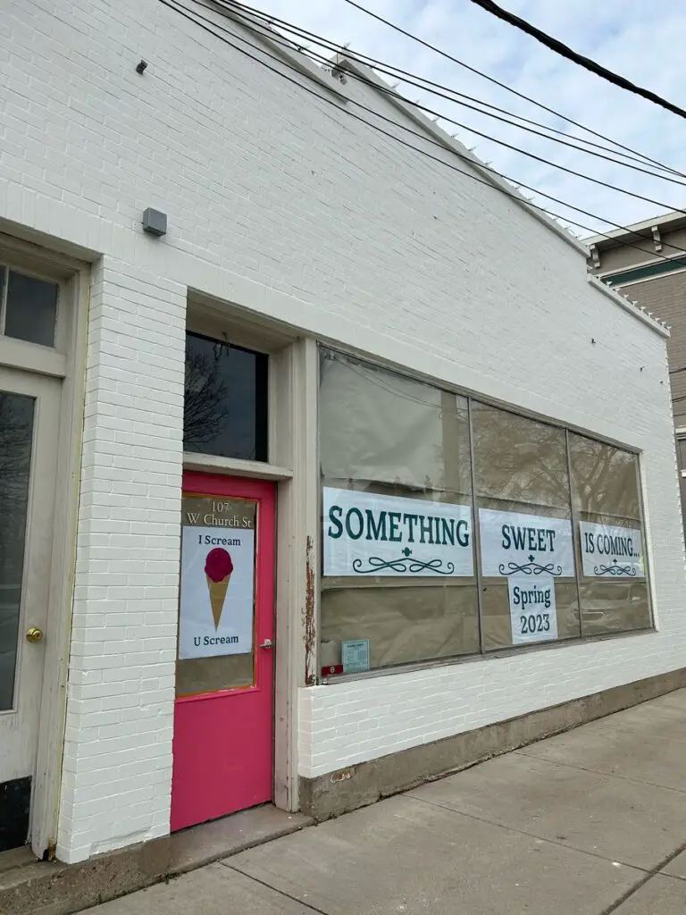 New Ice Cream Parlor and Candy Store Coming to Downtown Libertyville