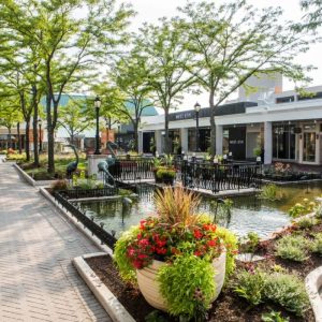 WESTFIELD OLD ORCHARD USHERS IN FALL WITH NEW RETAIL PARTNERS