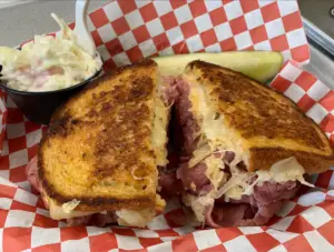 Spiro's Deli Plans to Relocate Next Year in Glenview